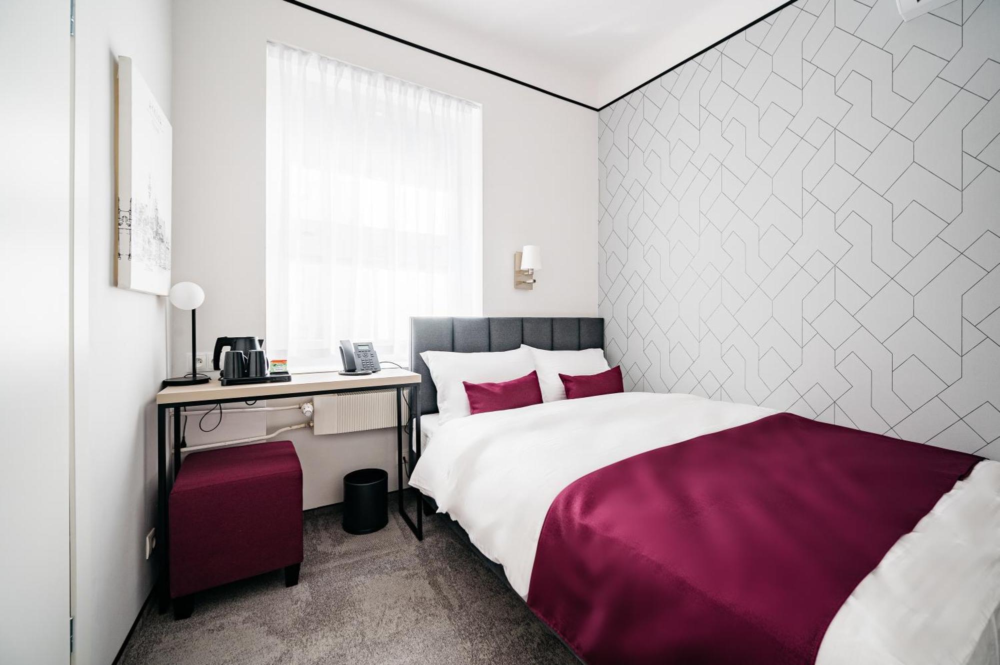 Jess Hotel & Spa Warsaw Old Town Room photo
